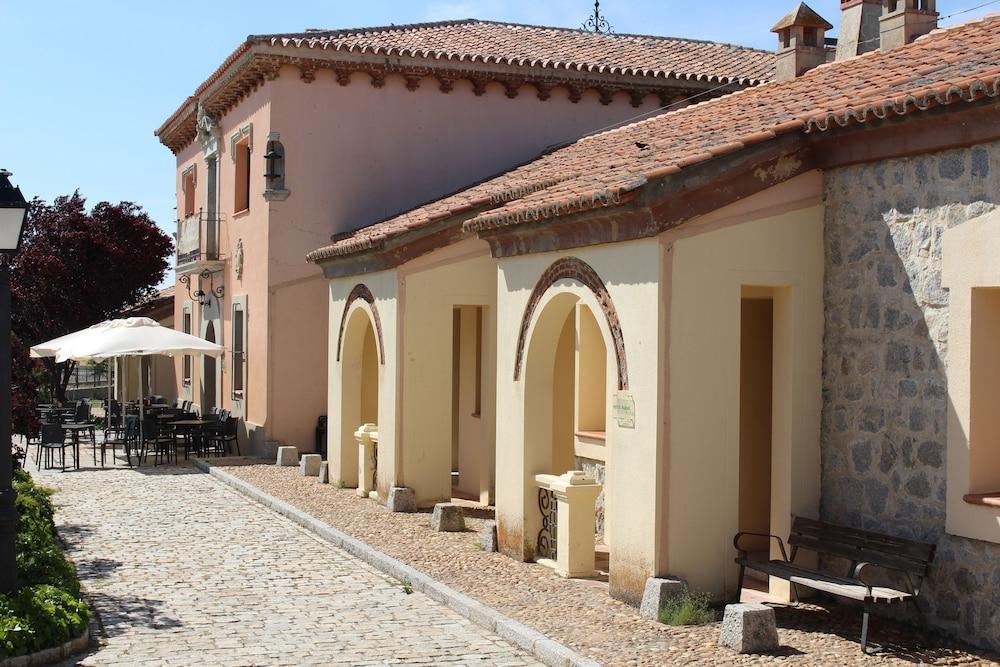 Vettonia Hotel Ávila Buitenkant foto