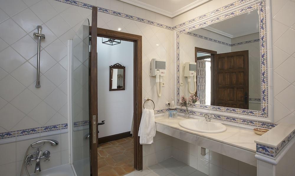 Vettonia Hotel Ávila Buitenkant foto