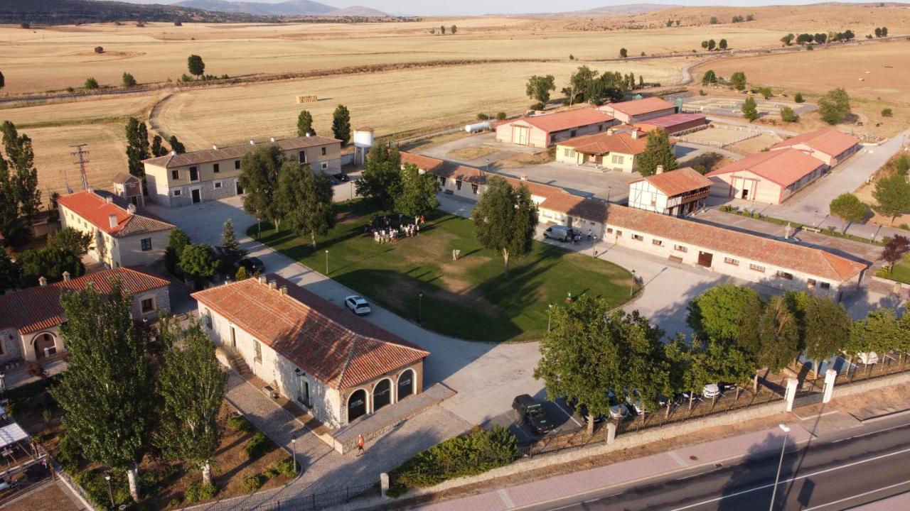 Vettonia Hotel Ávila Buitenkant foto