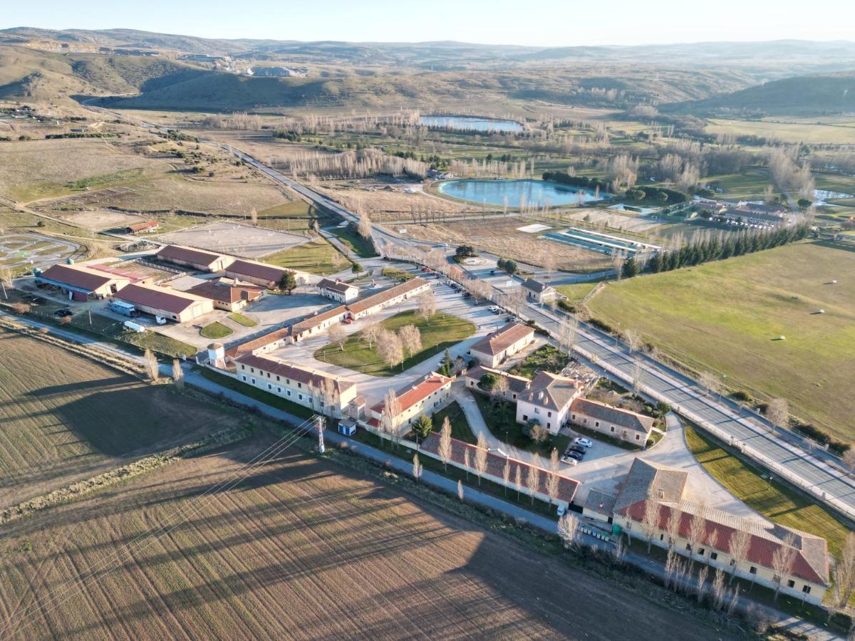 Vettonia Hotel Ávila Buitenkant foto