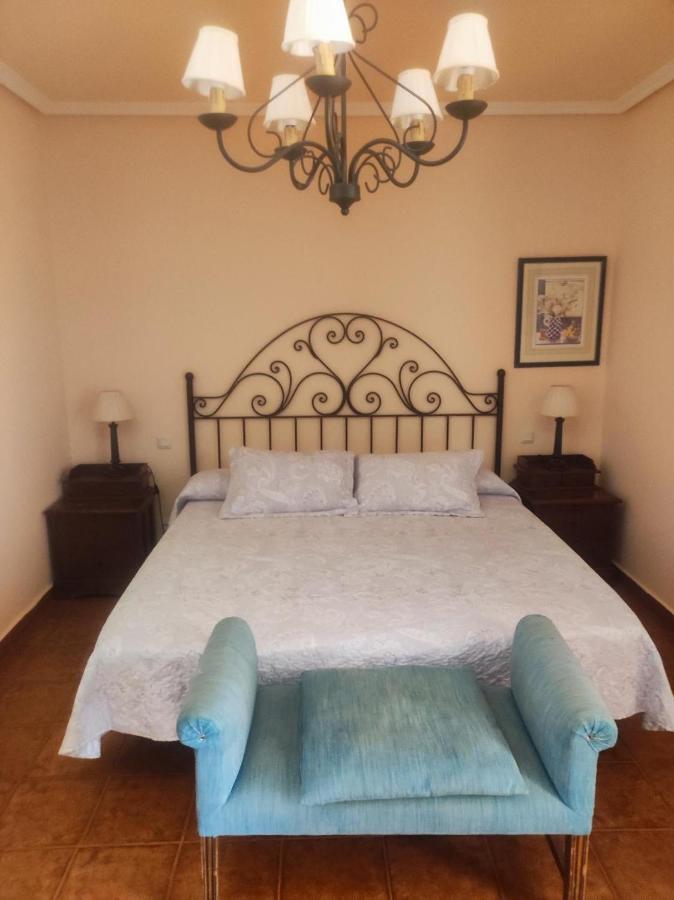 Vettonia Hotel Ávila Buitenkant foto