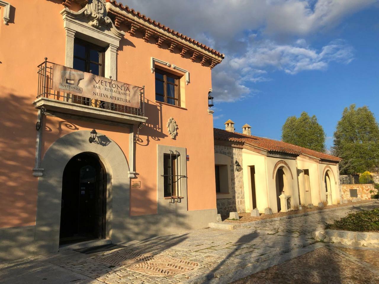 Vettonia Hotel Ávila Buitenkant foto